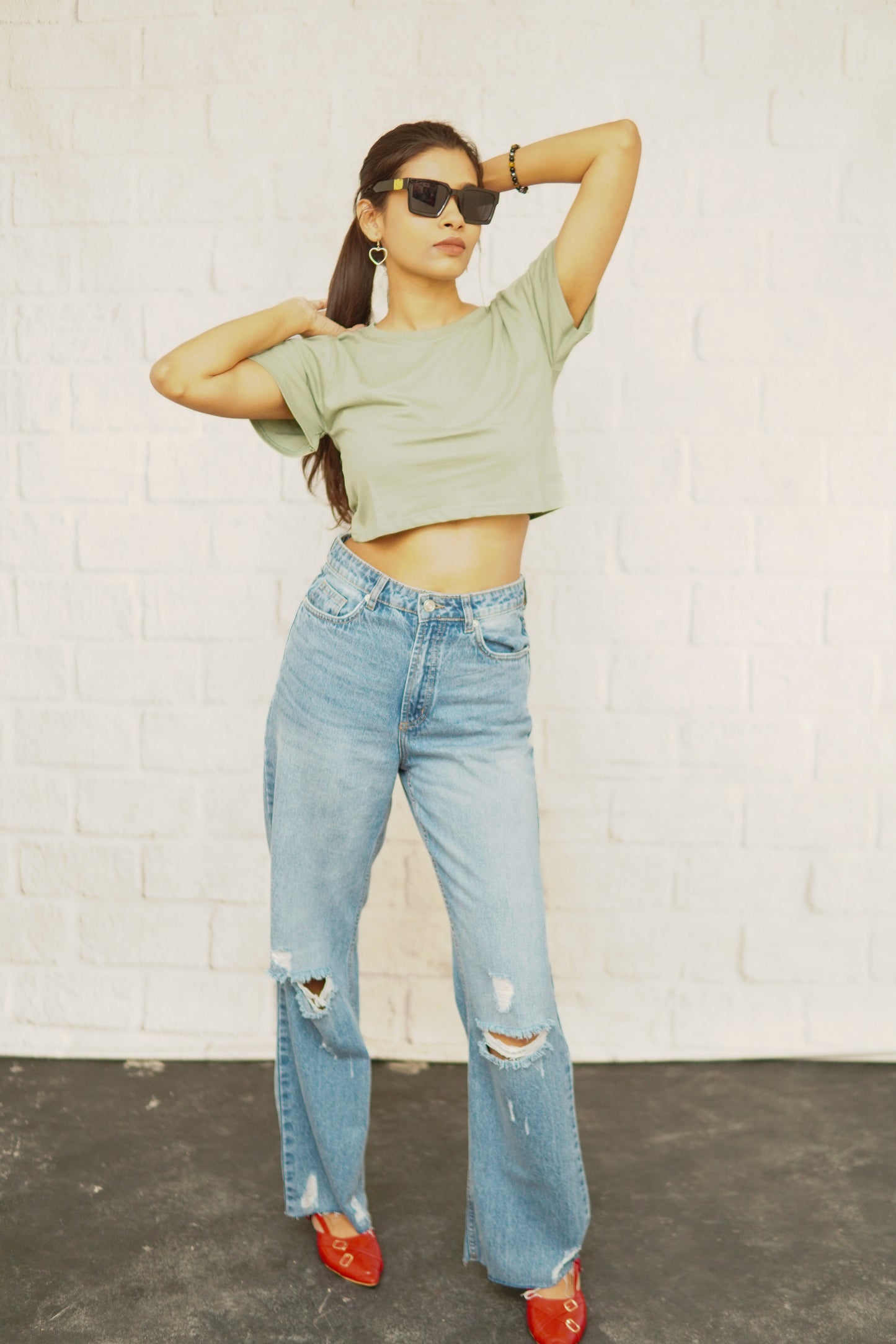 REGULAR FIT SOLID COTTON CROP-TOP