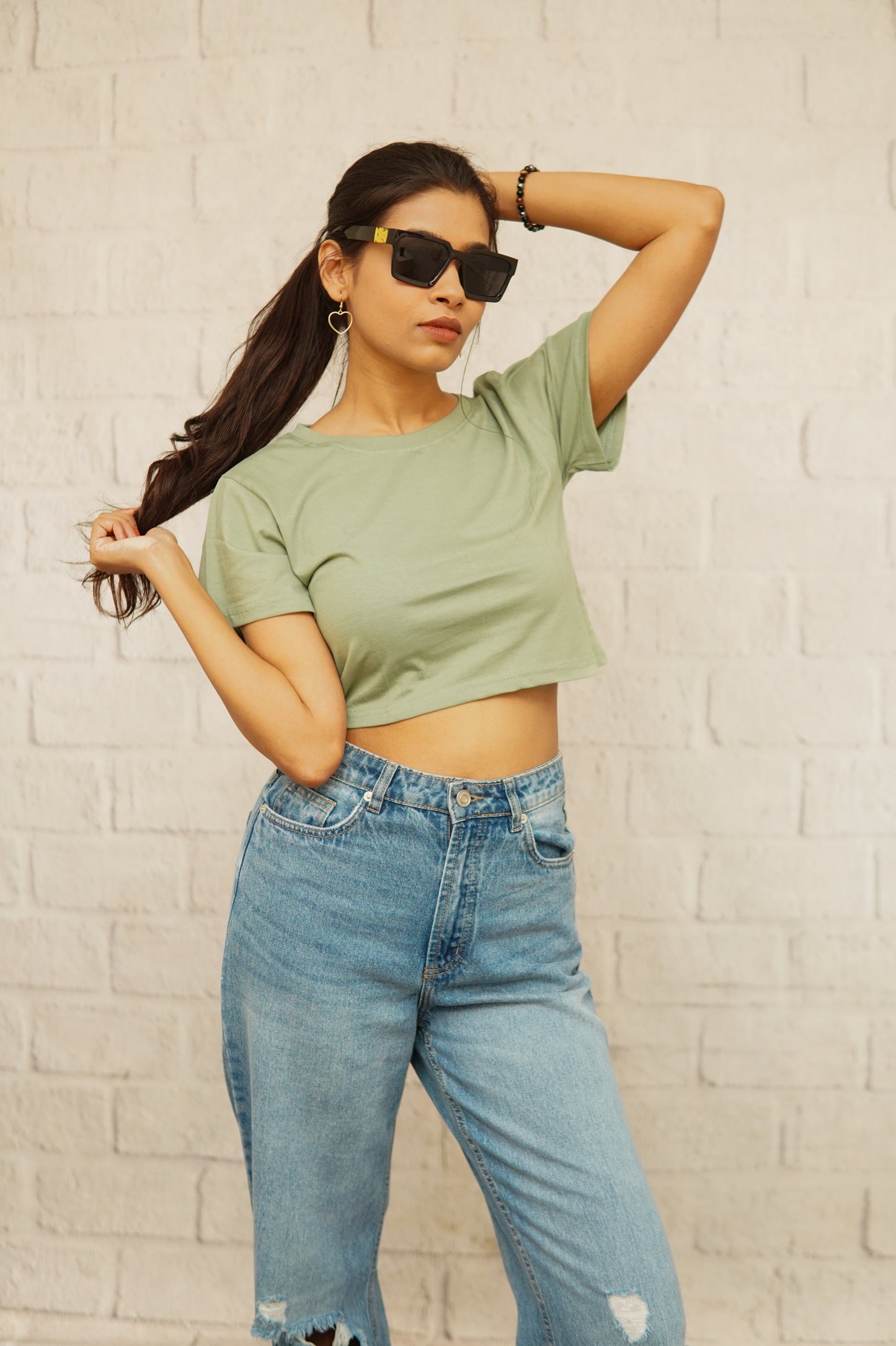 REGULAR FIT SOLID COTTON CROP-TOP