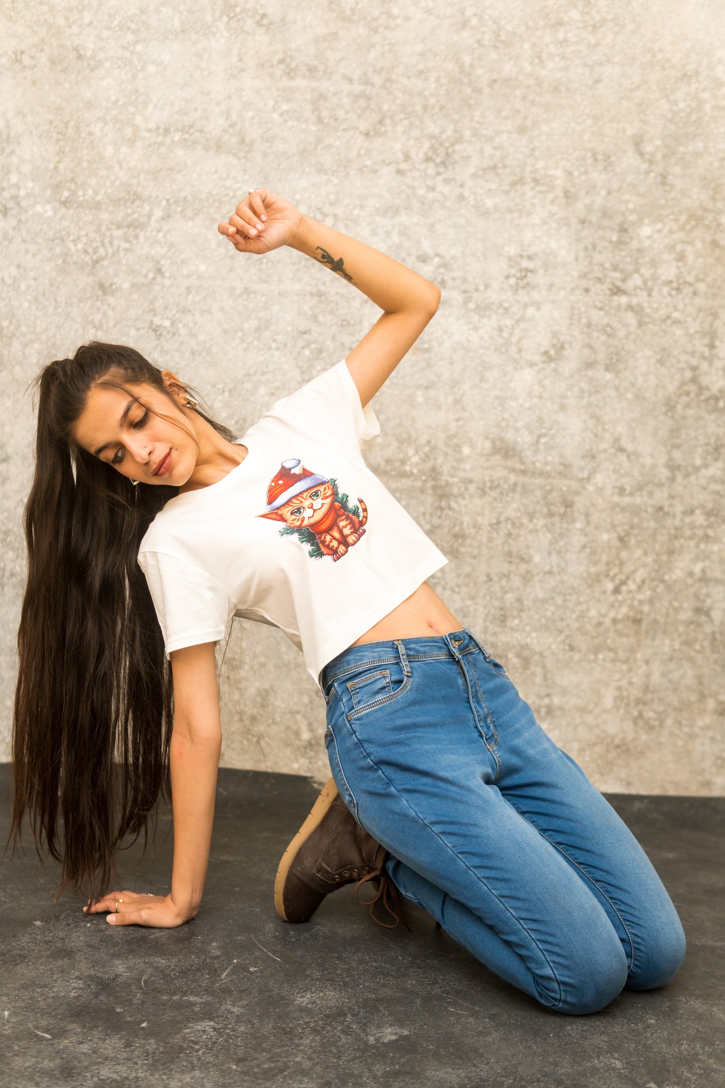 CHRISTMAS KITTY PRINTED COTTON CROP-TOP