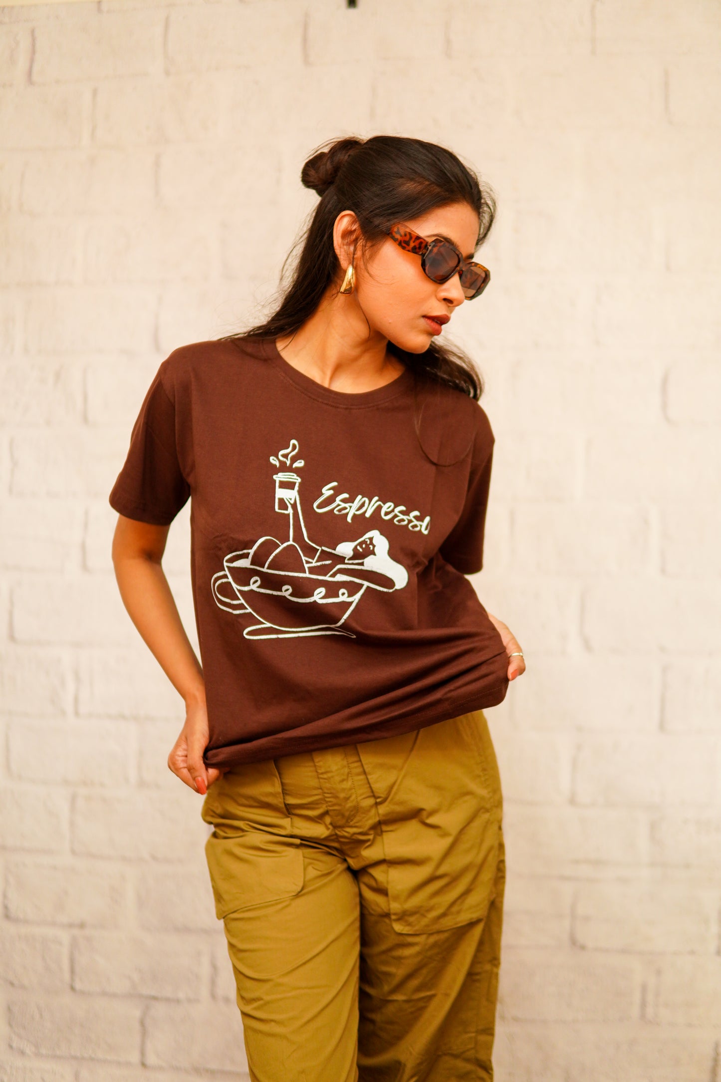 REGULAR FIT PRINTED COTTON T-SHIRT (ESPRESSO)